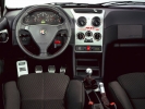 Интерьер Alfa Romeo 145