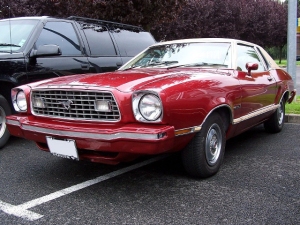 Forn Mustang Ghia 1976